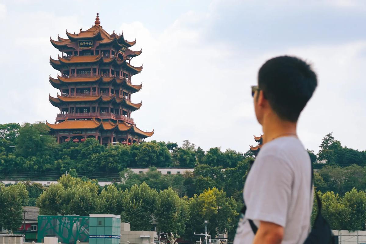 總要去趟武漢吧.#武漢 #攝影 #旅行 #黃鶴樓 #鸚鵡洲長(zhǎng)